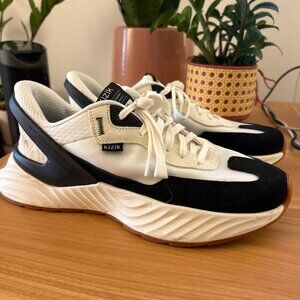 Kizik Women's Monaco White/Black Size 8.5 Size 9 - FITS LIKE 9!